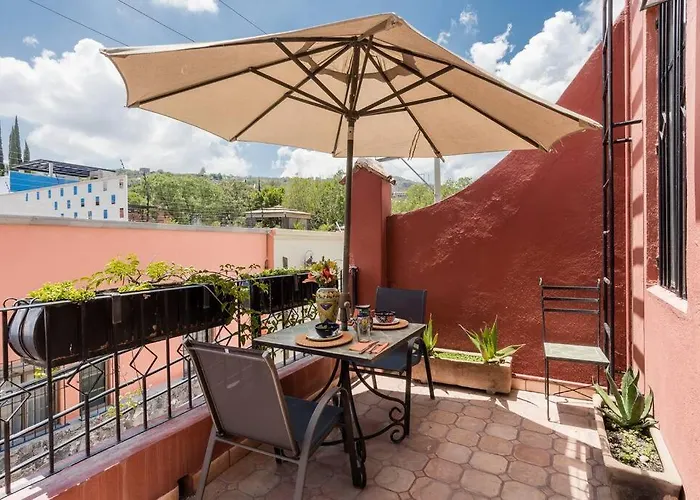 Casa Tres Agaves Balcony View Parque Juarez Area